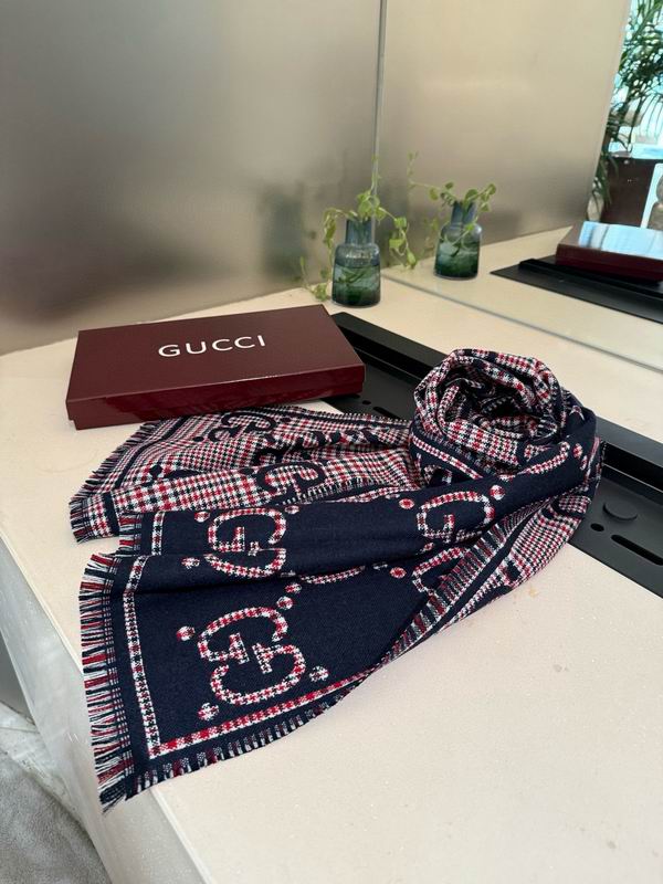 Gucci Scarf 47X180cm E65 (14)