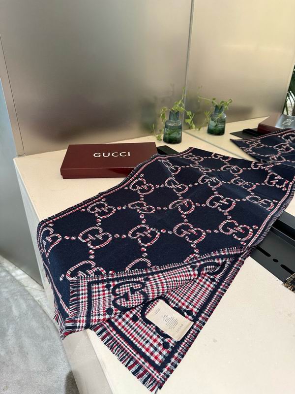 Gucci Scarf 47X180cm E65 (15)