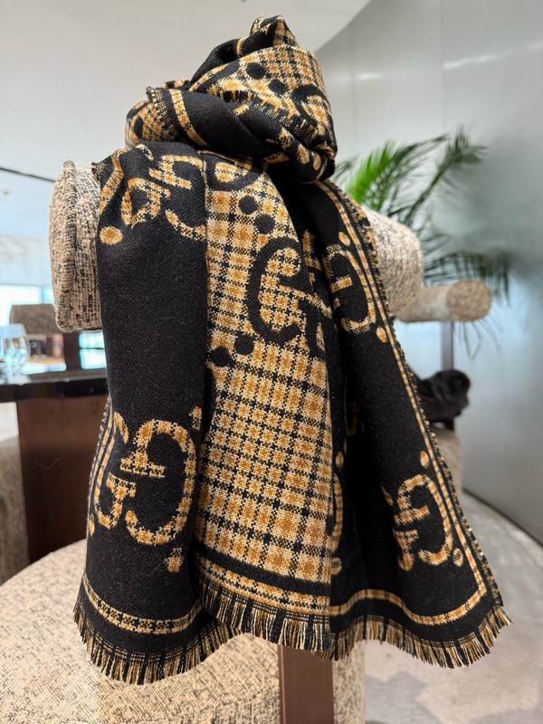 Gucci Scarf 47X180cm E65 (29)