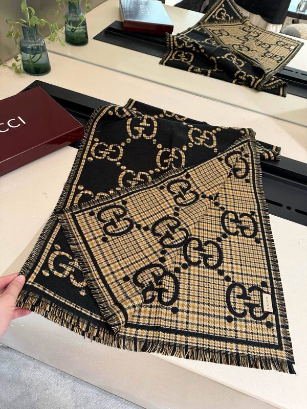 Gucci Scarf 47X180cm E65 (31)