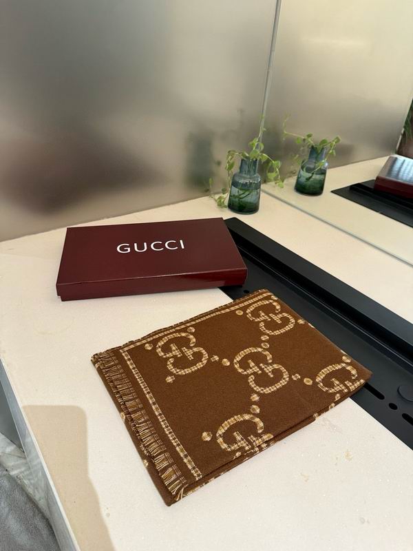 Gucci Scarf 47X180cm E65 (7)