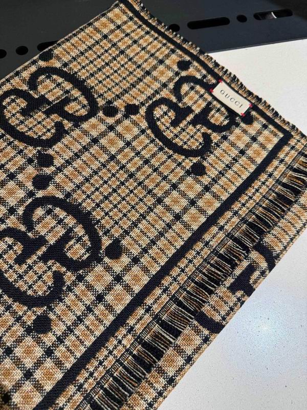 Gucci Scarf 47X180cm E74 (20)