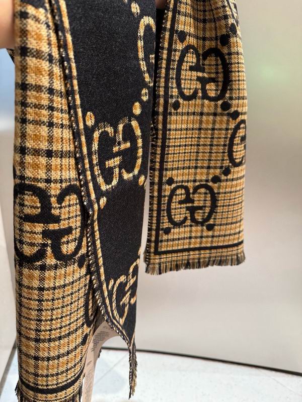 Gucci Scarf 47X180cm E74 (22)