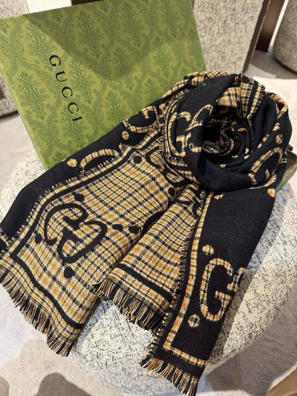 Gucci Scarf 47X180cm E74 (23)