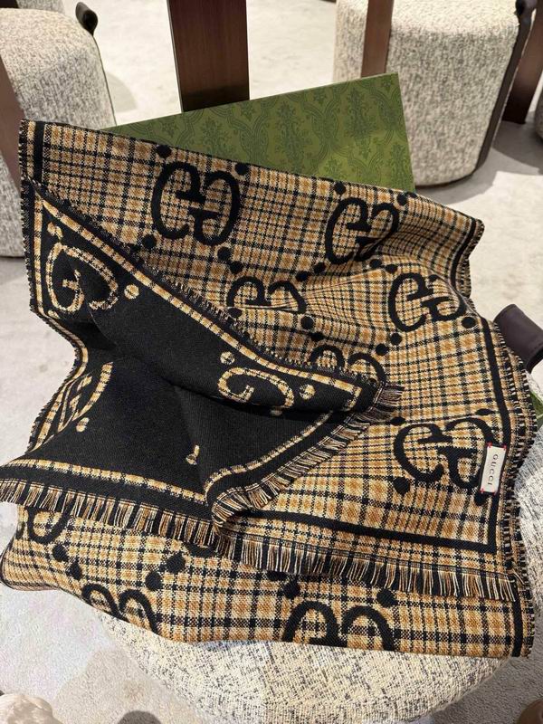 Gucci Scarf 47X180cm E74 (24)