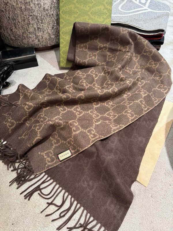 Gucci Scarf 47X200cm E62 (10)