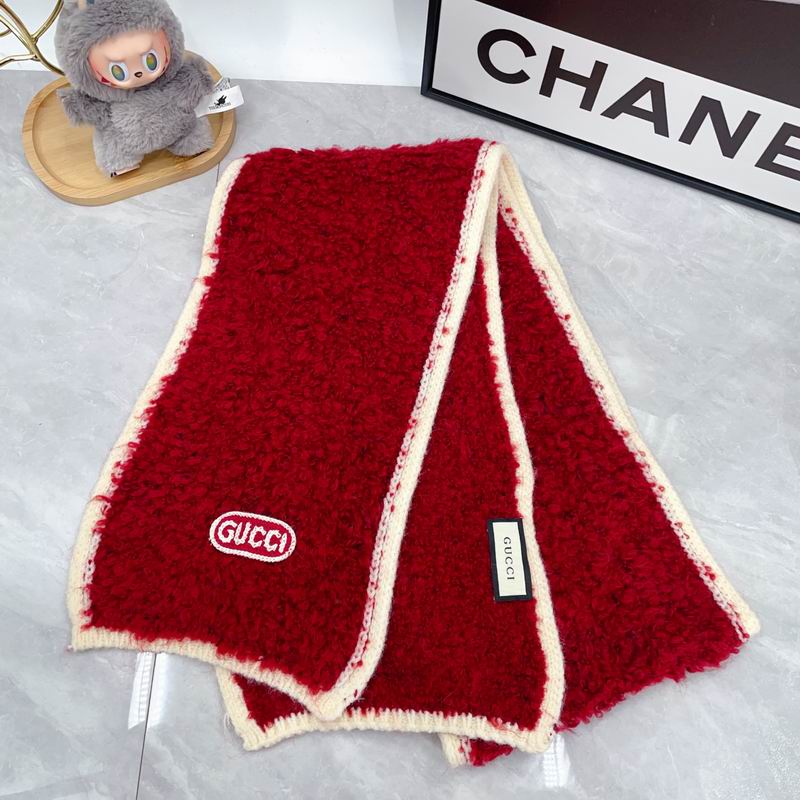 Gucci Scarf dx (191)