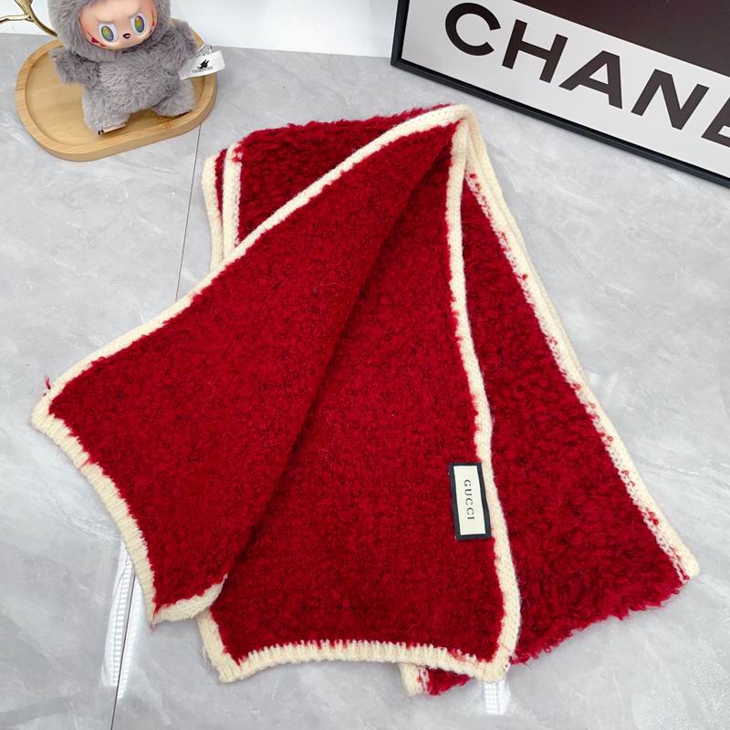 Gucci Scarf dx (193)