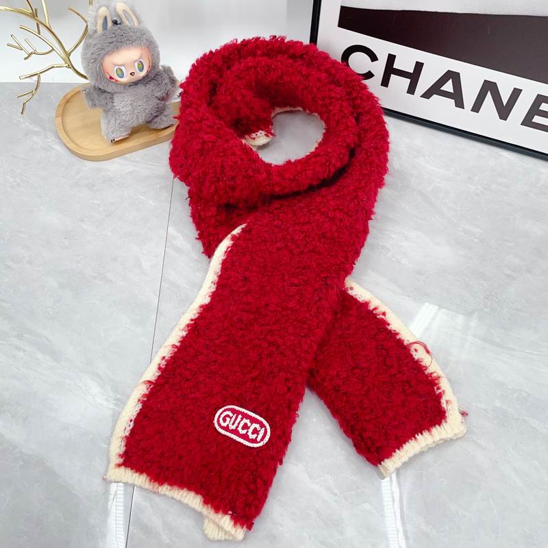 Gucci Scarf dx (196)
