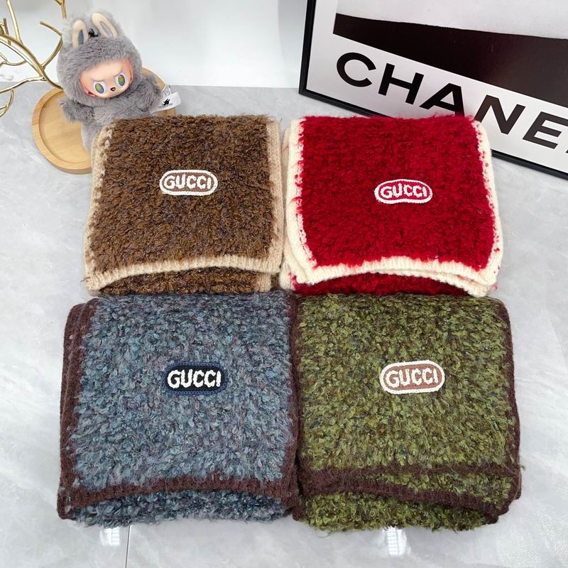 Gucci Scarf dx (197)