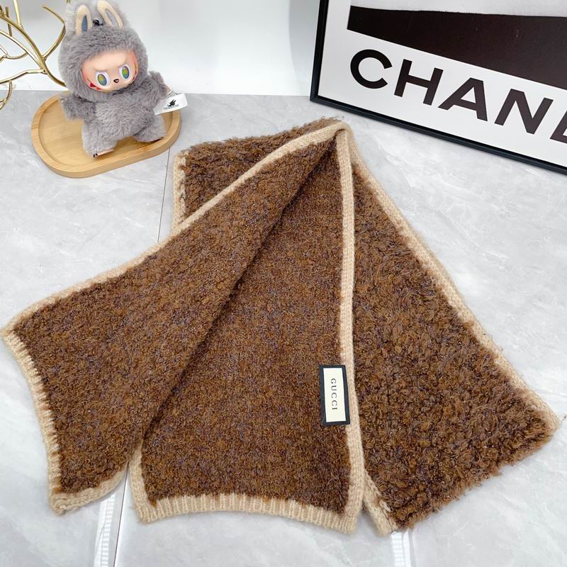 Gucci Scarf dx (202)