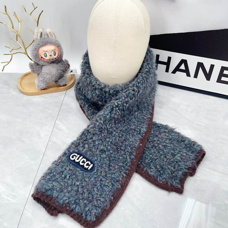 Gucci Scarf dx (208)