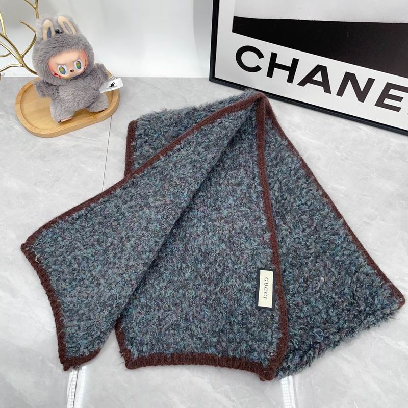 Gucci Scarf dx (211)