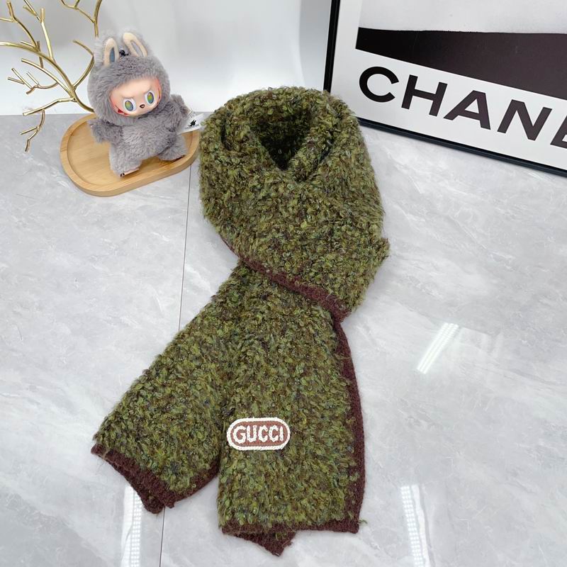 Gucci Scarf dx (222)
