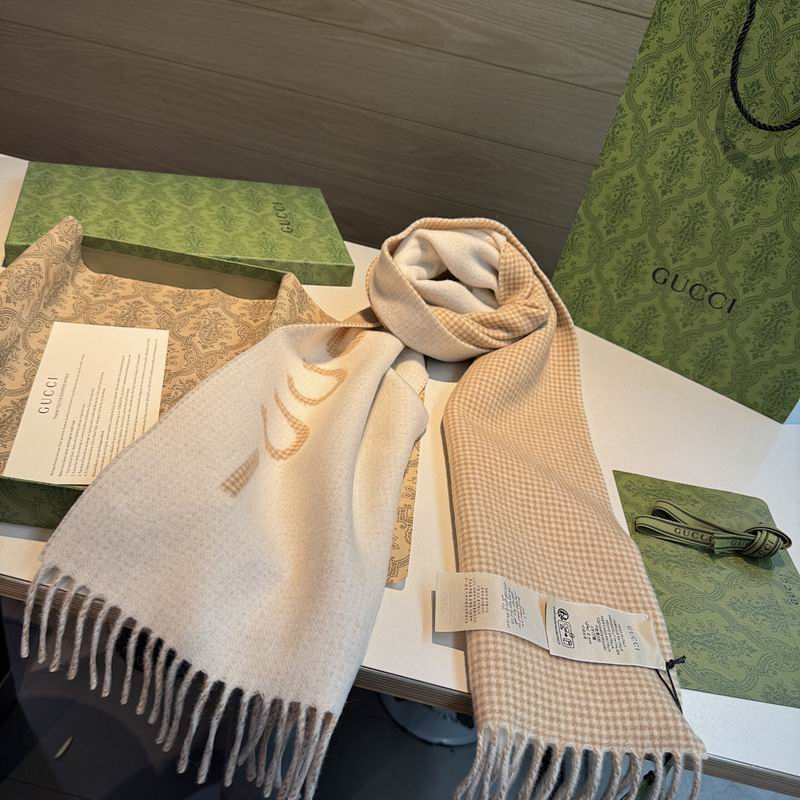 Gucci Scarf hm (23)