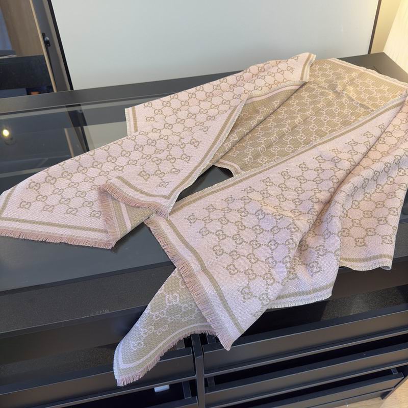 Gucci Scarf hm (35)