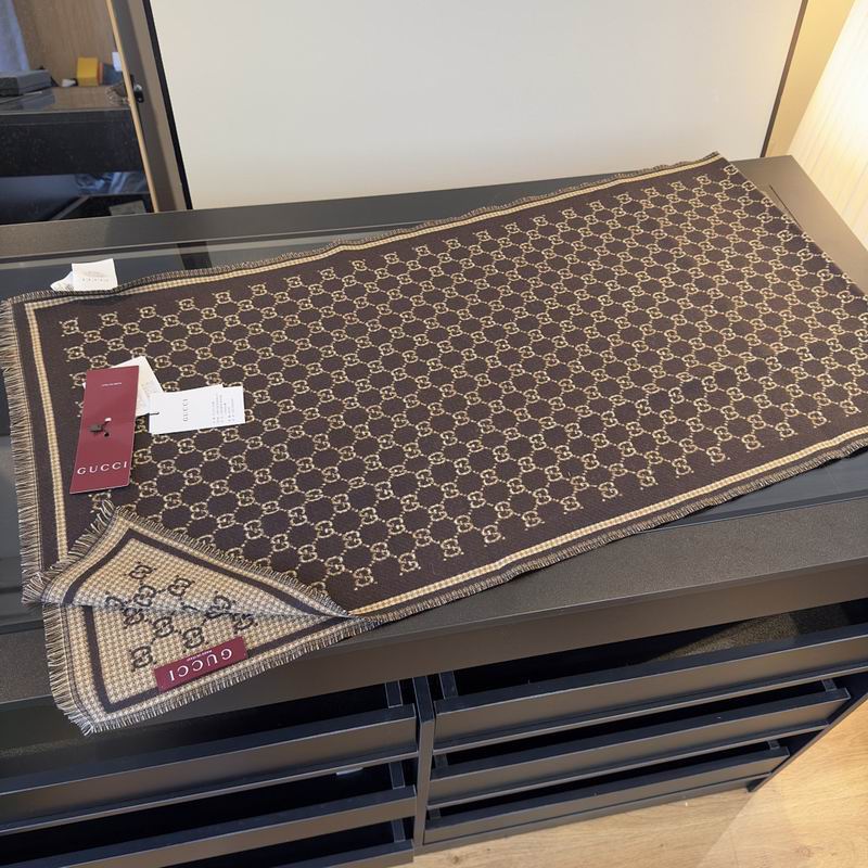 Gucci Scarf hm (38)