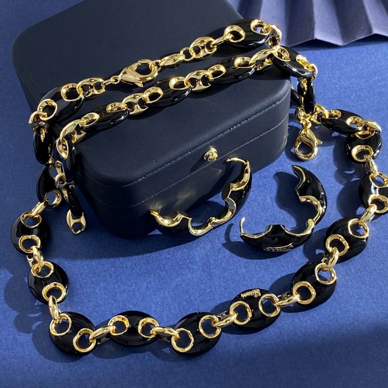 Gucci Suits 09yxx07 (2)