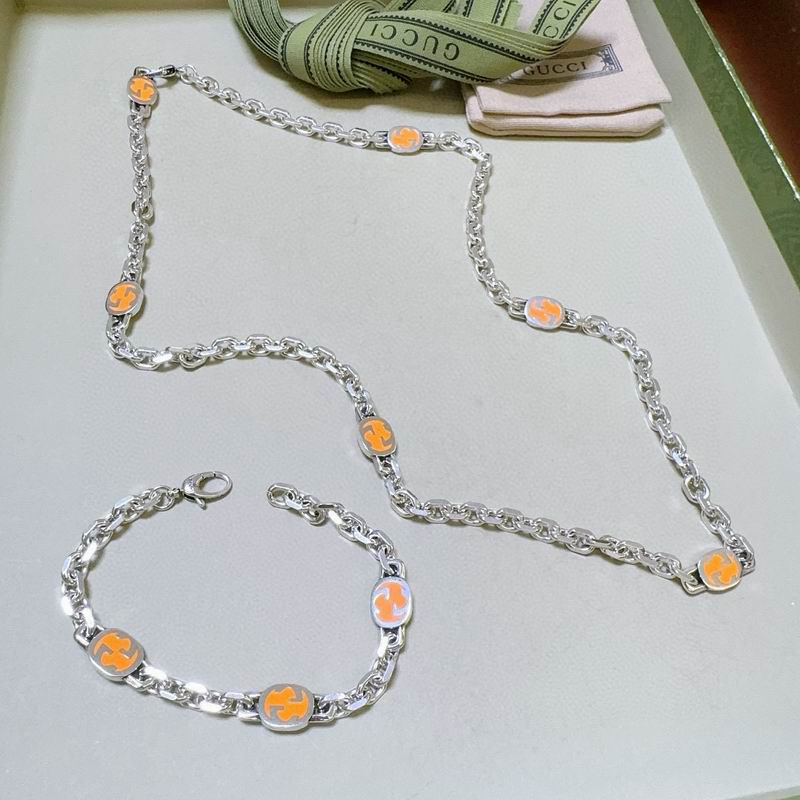 Gucci Suits 09yxx08 (1)