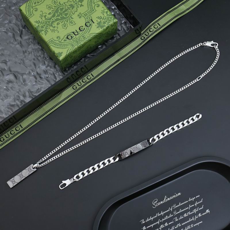 Gucci Suits 10yxx11 (1)