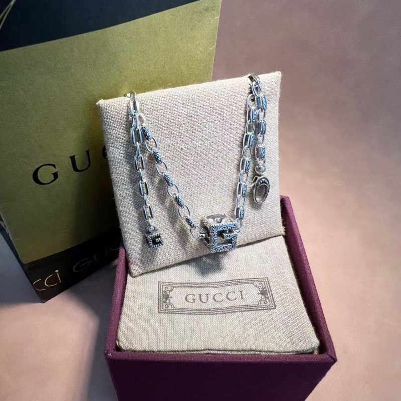 Gucci Suits 10yxx17 (4)