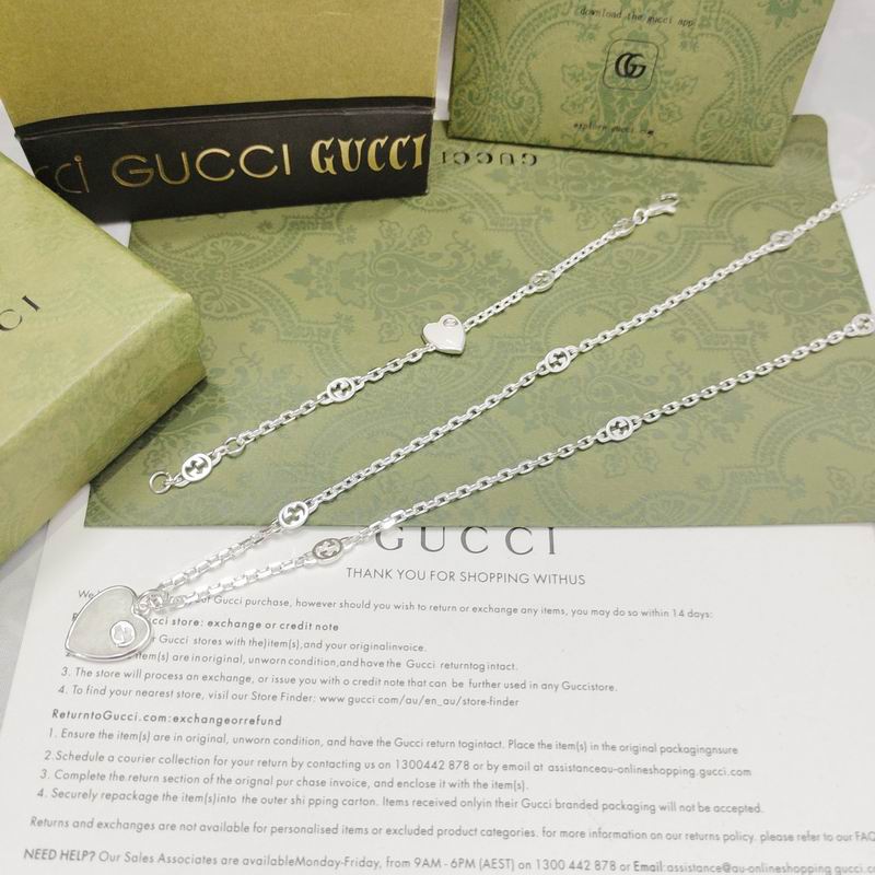 Gucci Suits 10yxx18 (1)