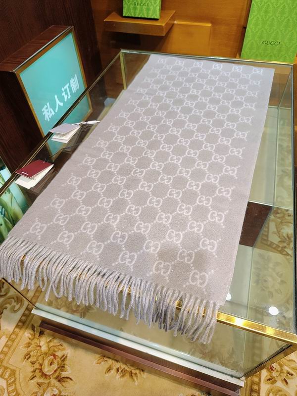 Gucci scarf 190X45cm E36 (1)