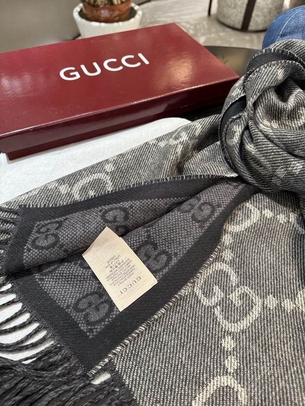 Gucci scarf 34X195cm E20 (11)