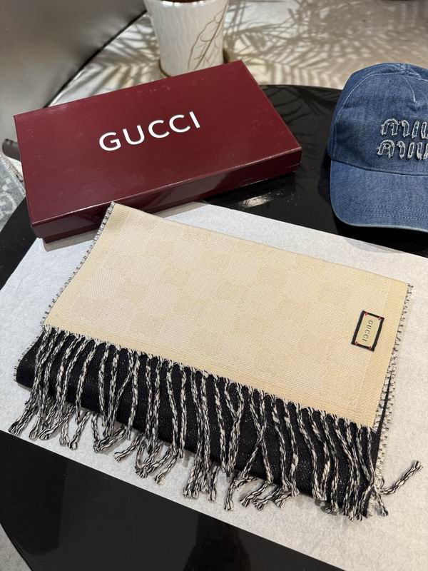 Gucci scarf 34X195cm E20 (23)
