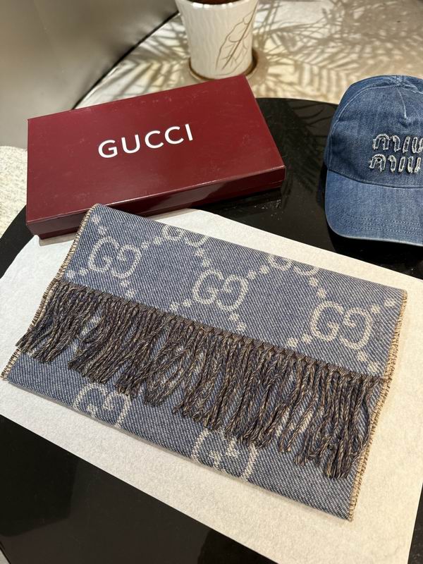 Gucci scarf 34X195cm E20 (7)