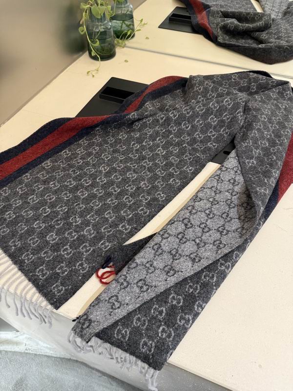 Gucci scarf 35X190cm E23 (11)