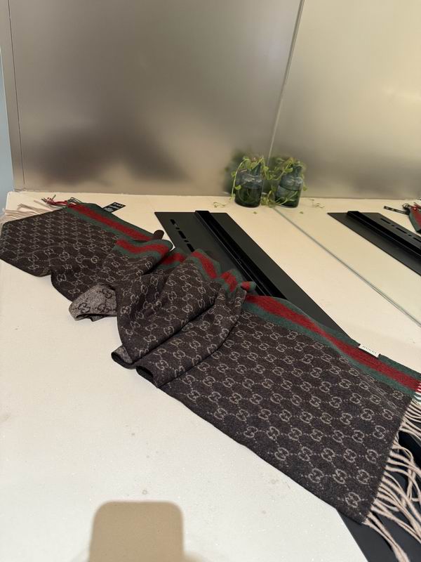 Gucci scarf 35X190cm E23 (4)