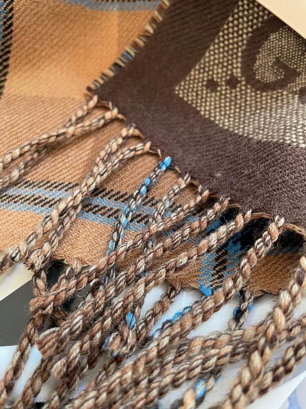 Gucci scarf 45X170cm E23 (1)