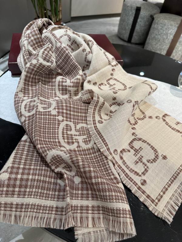 Gucci scarf 47X180cm E15 (1)