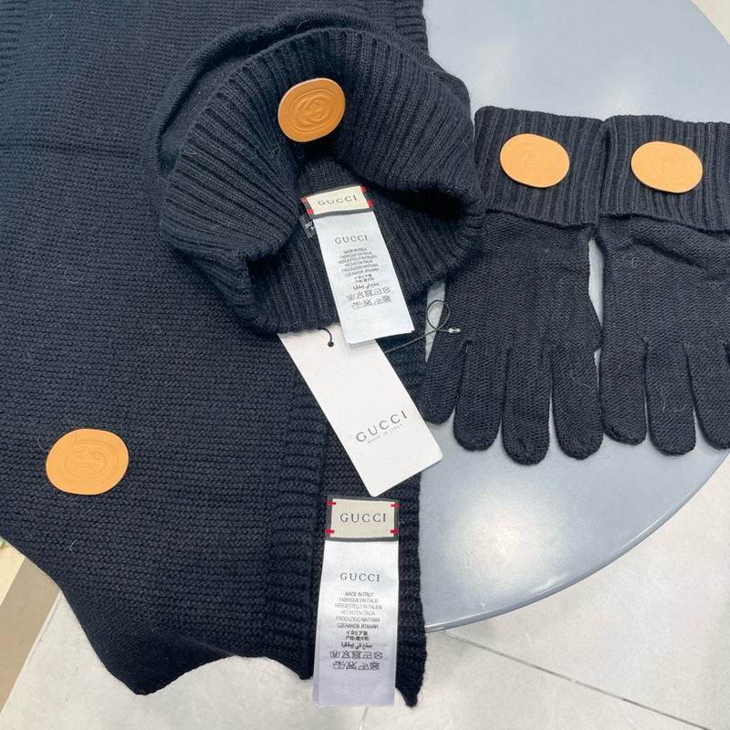 Gucci scarf hat gloves (19)