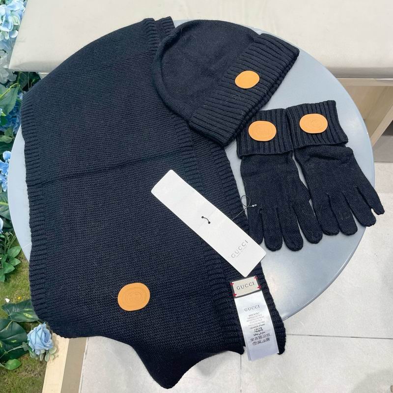 Gucci scarf hat gloves (20)