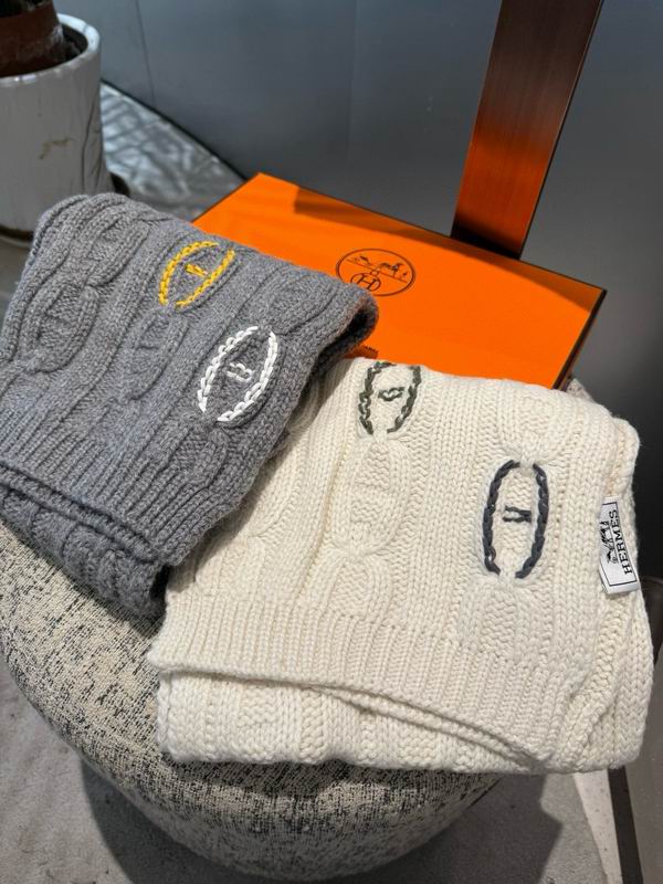 Hermes Scarf 28X170cm E64 (1)