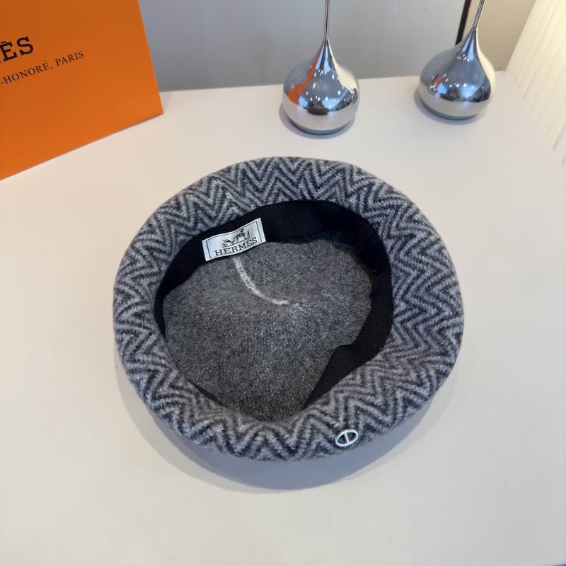 Hermes beret (132)