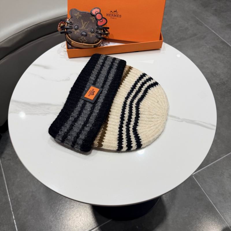 Hermes hat (2153)