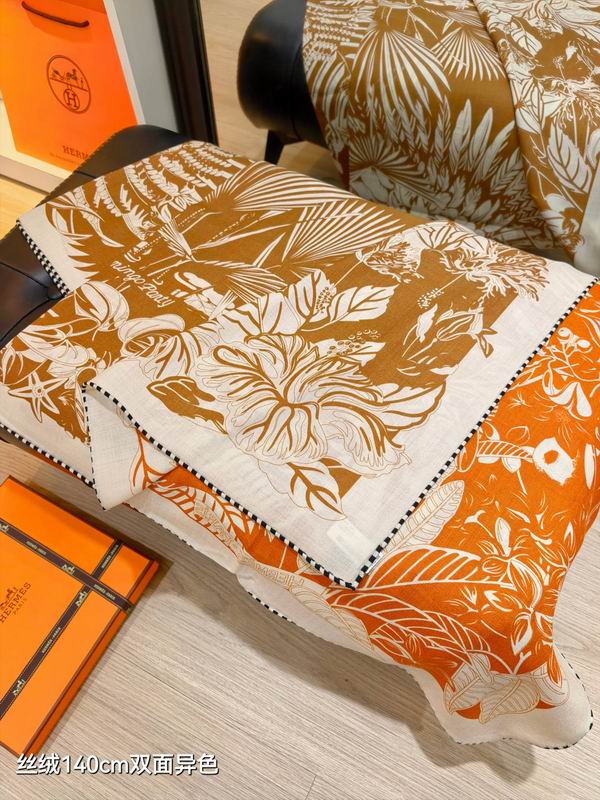 Hermes scarf 140X140cm 70%羊绒30%真丝 E34 (24)