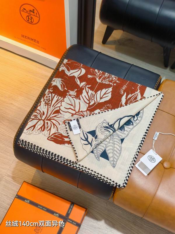 Hermes scarf 140X140cm 70%羊绒30%真丝 E34 (44)