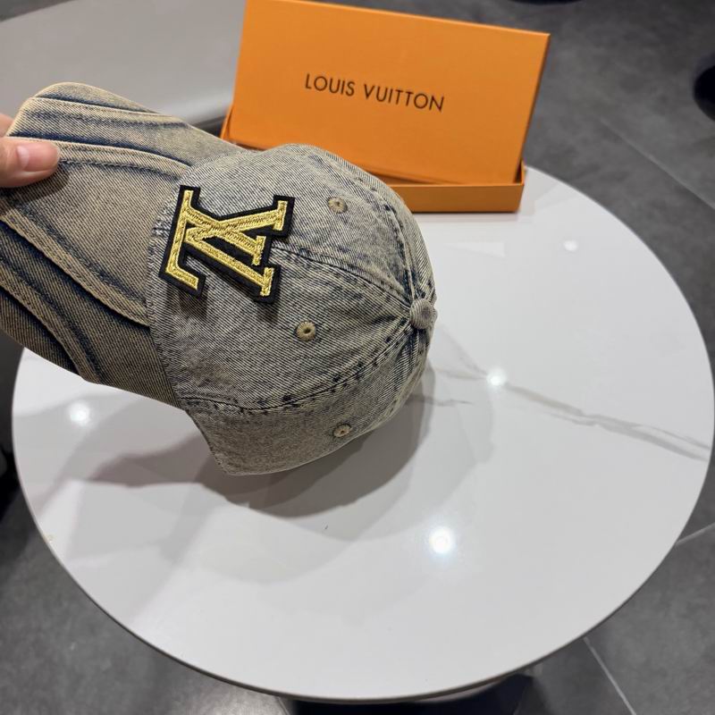 LV Cap (1017)