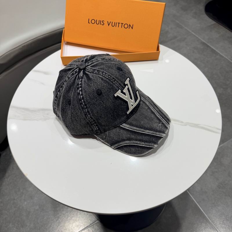 LV Cap (1039)