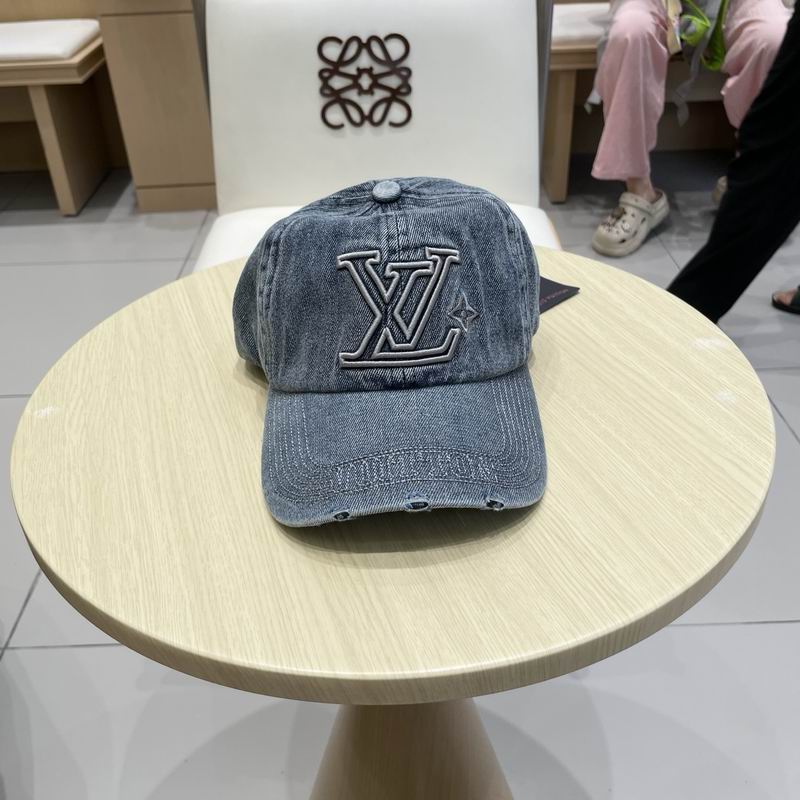 LV Cap (124)