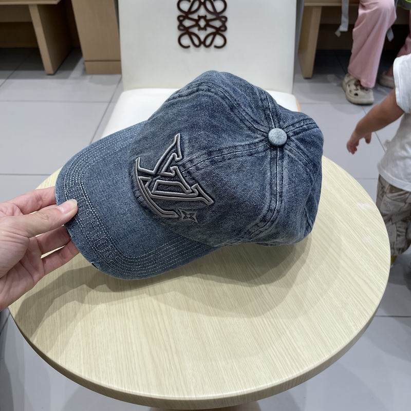 LV Cap (129)