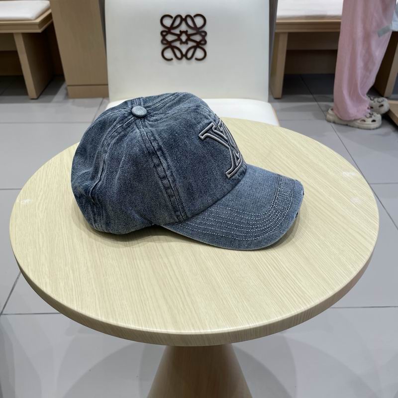 LV Cap (131)