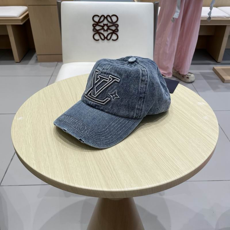 LV Cap (132)