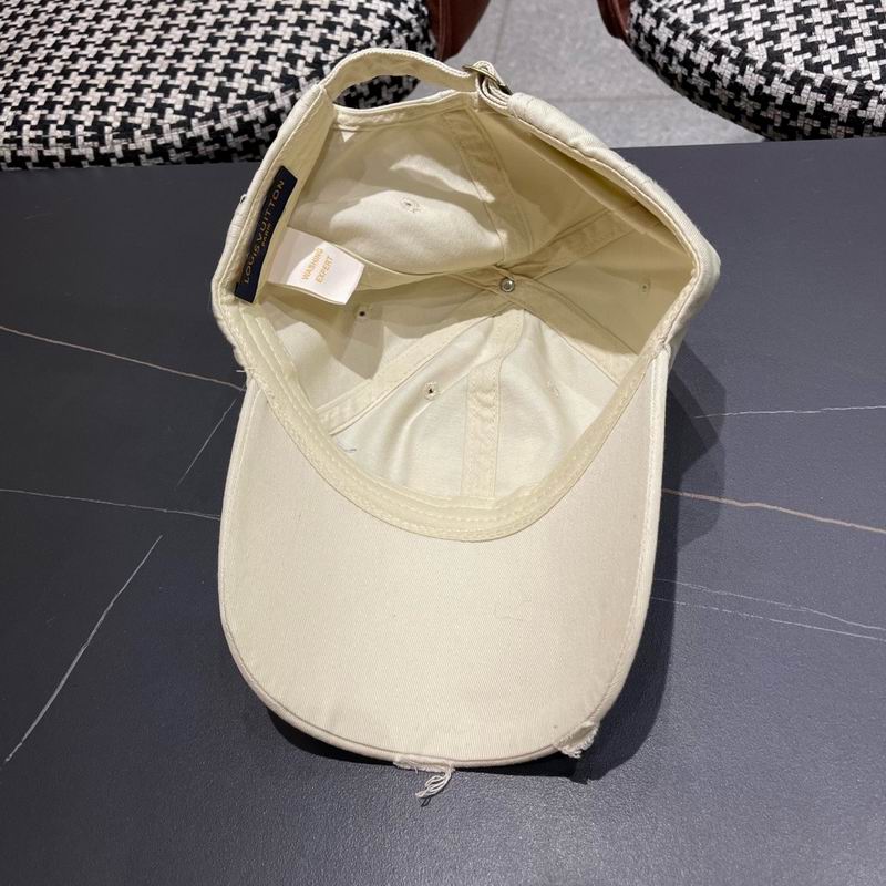 LV Cap (381)