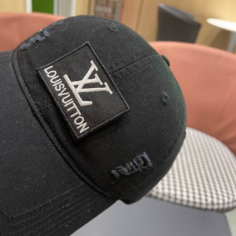 LV Cap (395)