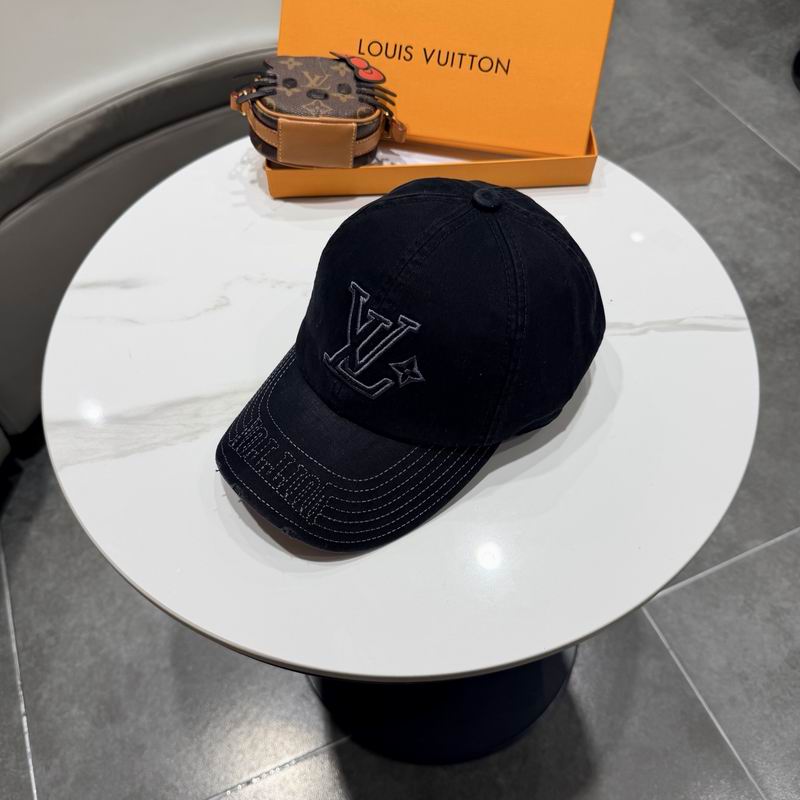 LV Cap (777)